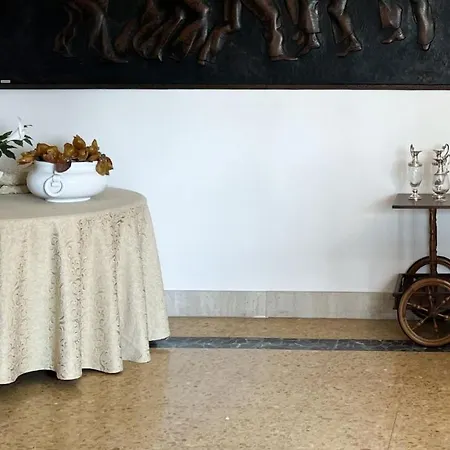 Bed & Breakfast Li Culuri By Salento Com Aradeo
